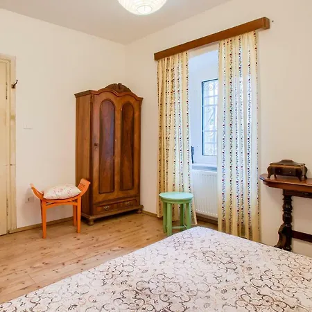 Willa Katarina Vintage House *